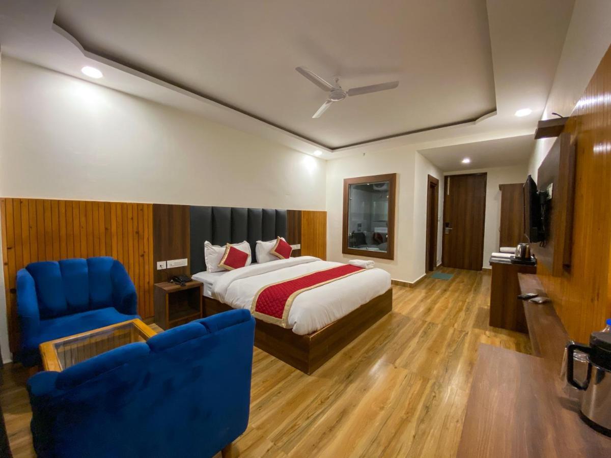 Highsky Resort Дармсала Экстерьер фото