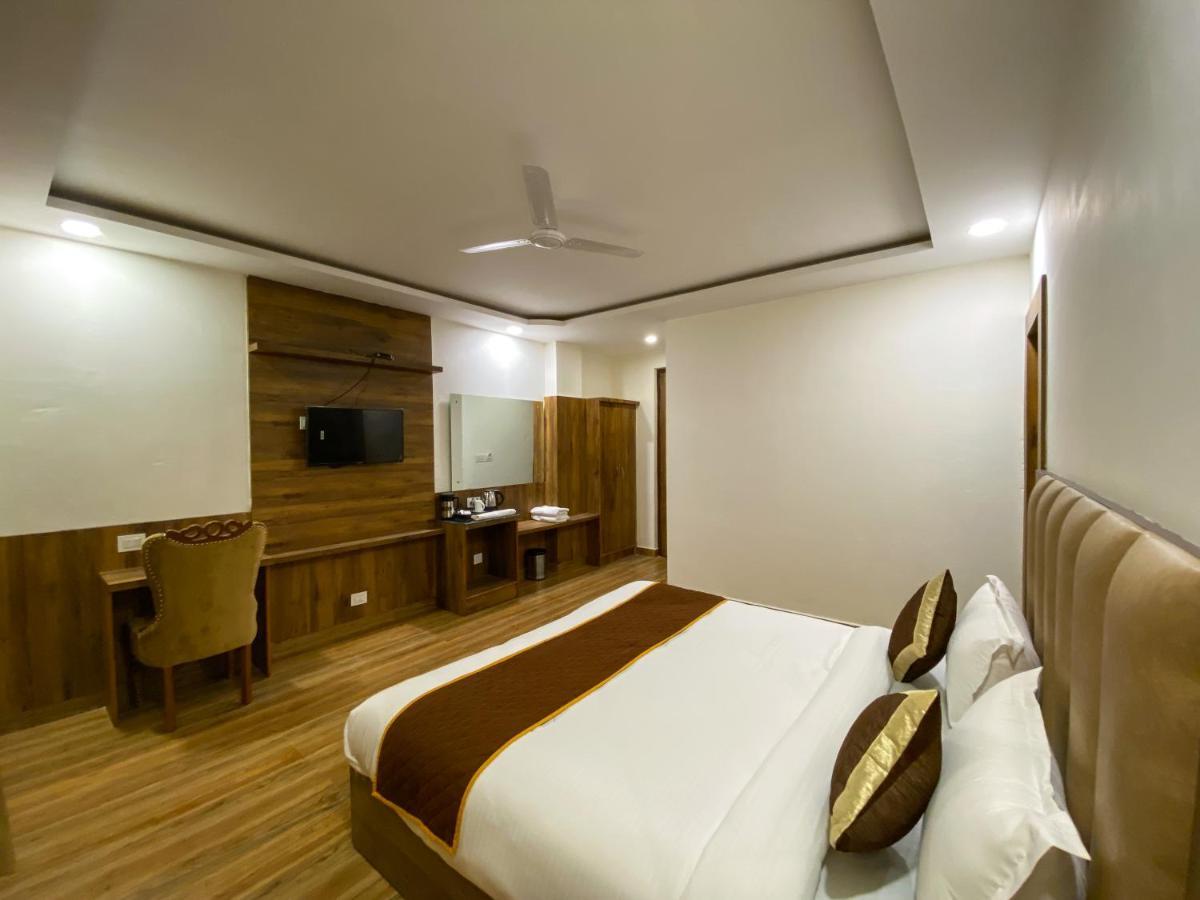 Highsky Resort Дармсала Экстерьер фото