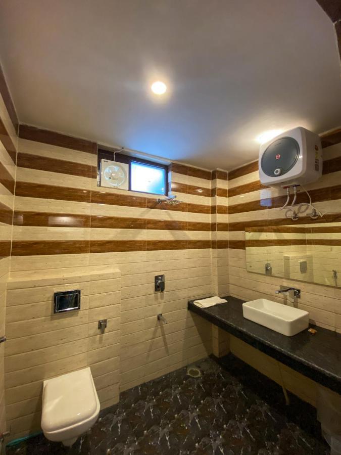 Highsky Resort Дармсала Экстерьер фото