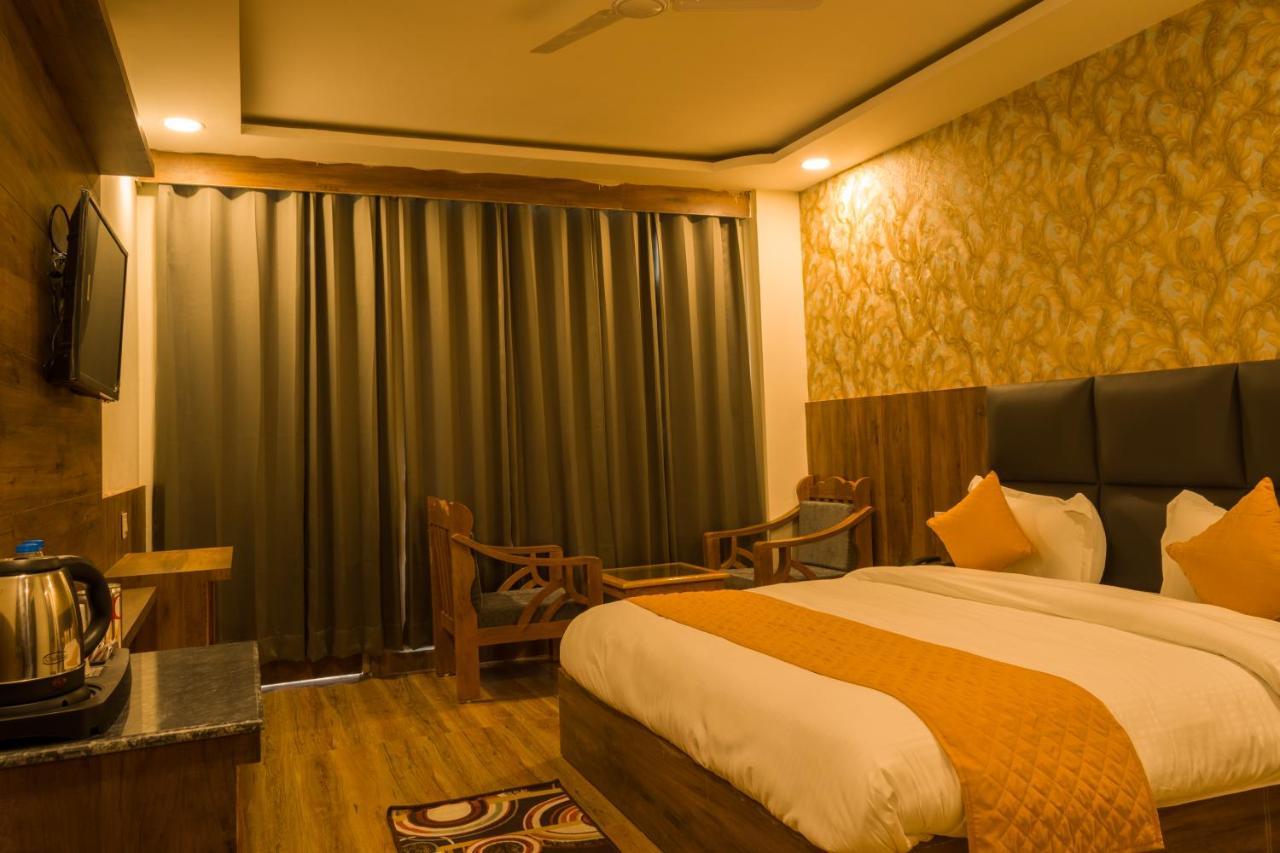 Highsky Resort Дармсала Экстерьер фото